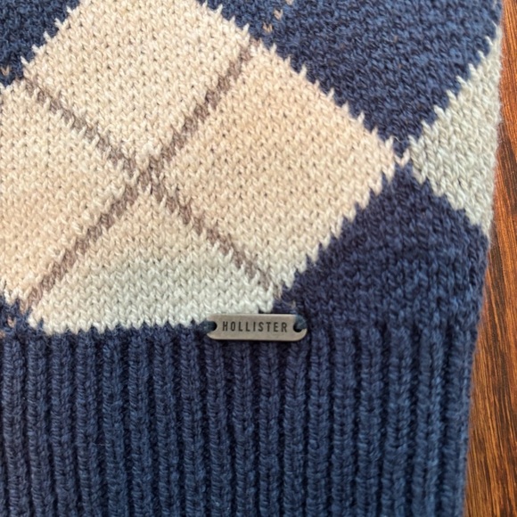 Hollister‎ V-Neck Sweater Blue and White Vest - Picture 3 of 7